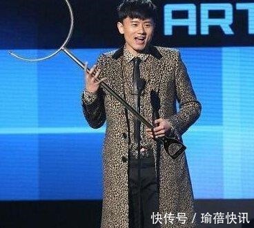 |明星搞笑表情包关晓彤尴尬,张杰实力cose,邓紫棋神还原