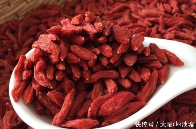  着很大|枸杞和这些食物是黄金搭档，泡水连喝3天，肾变强了，肝也干净了