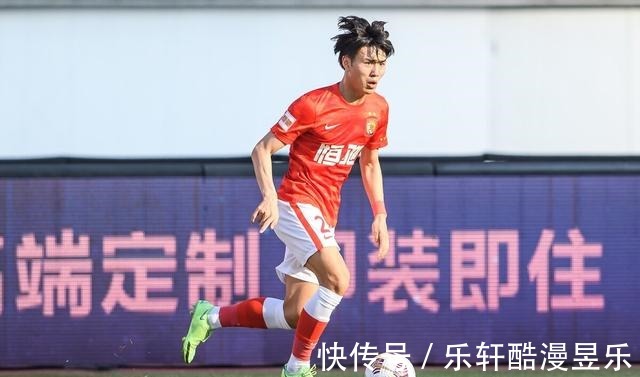 上海海港|中超争冠组上海海港vs广州恒大,两队实力对比,谁能笑到最后