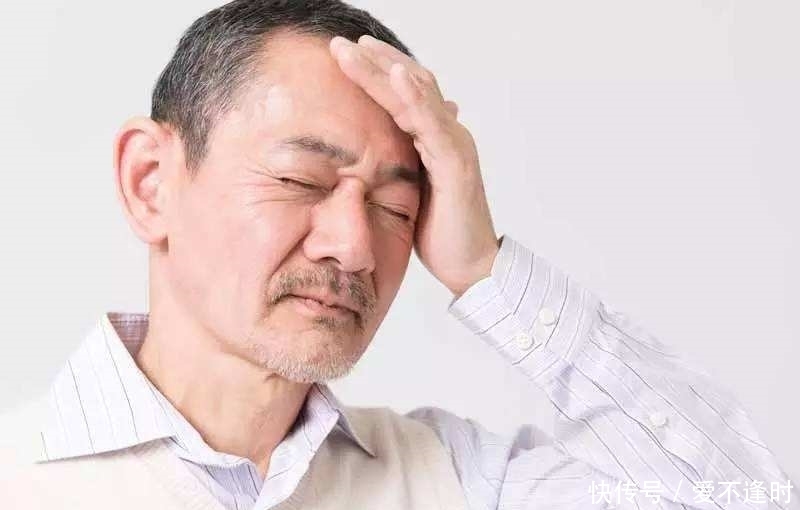 杏仁:既是止咳药,还能润肤驻颜,用来美容效果佳!