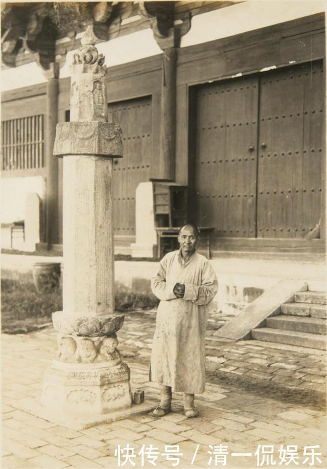 1928年五台山老照片，民国时不如今日香火盛