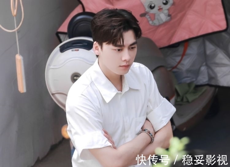 老奶奶|《最后的贏家》路透，看到張哲瀚對老奶奶的態度，真是細節見人品