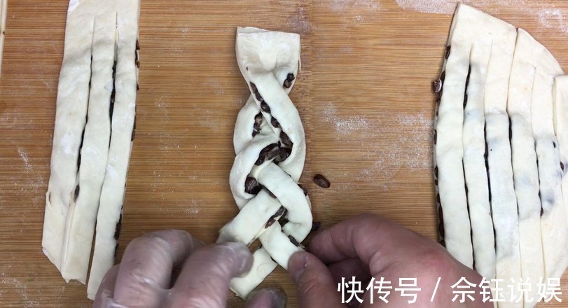 简易小甜点,自己在家做只需15分钟,成就外酥内软的美味甜点