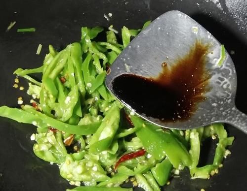 驴肉炒青椒怎么做好吃？三个窍门，鲜嫩可口美味下饭，简单又营养