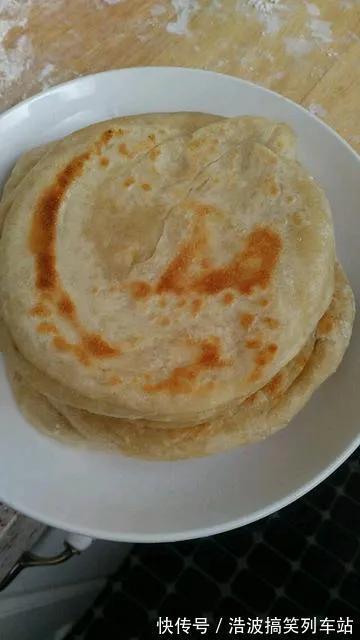 柔软|家常饼怎样做层多柔软又好吃?记住这两点,人人都会做