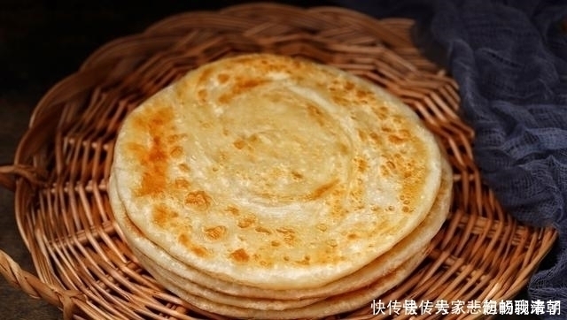 剂子|家常烙饼做法，外酥内软又筋道，比油条健康，学会可以出门摆摊了