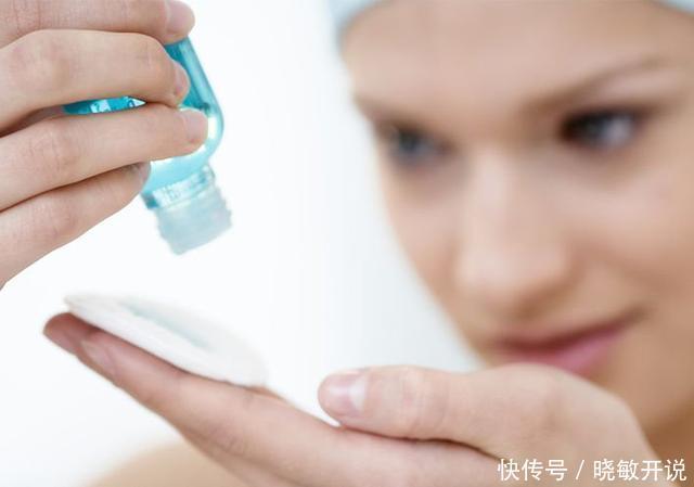 去角质|大部分人都用错！爽肤水的正确用法，有效保湿、去角质和收毛孔