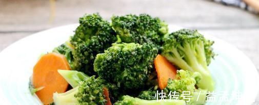 类黄酮|西兰花营养丰富又防癌，但你肯定不知道，西兰花配上它效果翻倍！