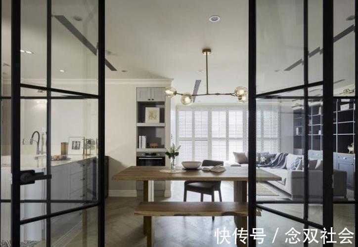 客厅|她家118㎡新房,一入户就把人迷住,全屋干净整洁到令人羡慕,美