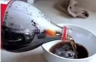 钢印|孩子满月时2000块买的银饰，没多久就氧化发黄？