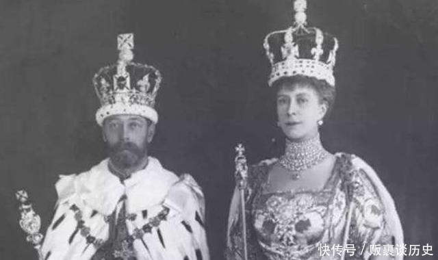 她是最奢侈的王后,大婚时脖子被珠宝压弯,全身佩戴802克拉钻石