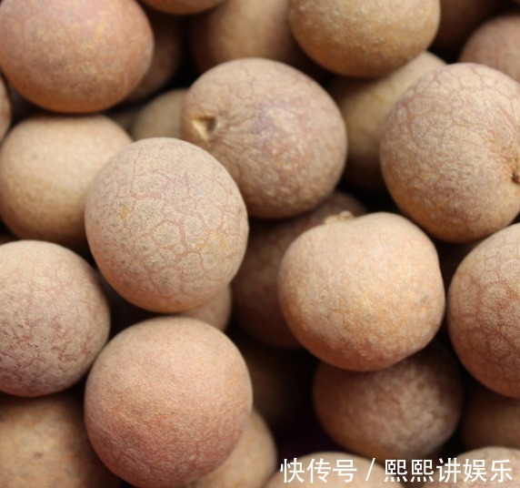 泡水|桂圆还在干吃拿来泡水喝，有着不为人知的好处，很多人不清楚