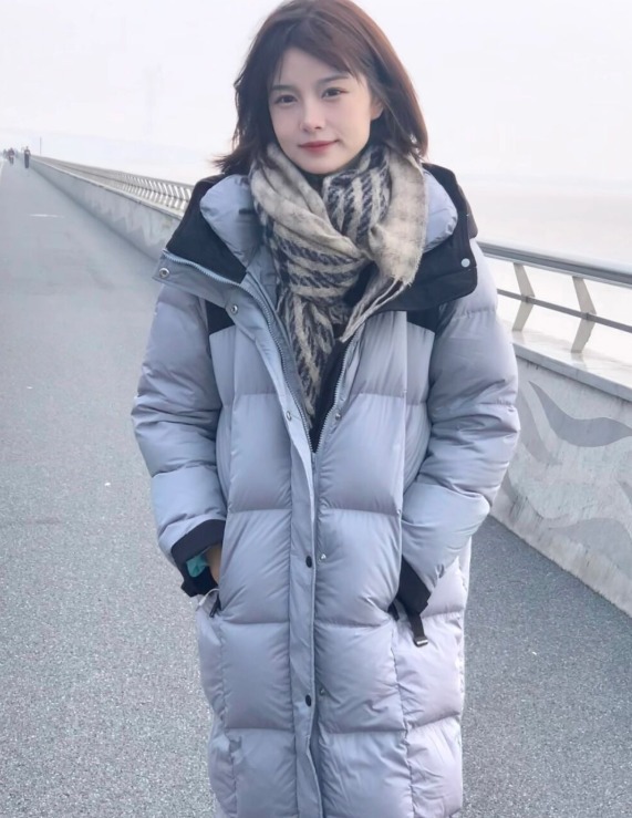 紧身裤|羽绒服越简单越好看,看下面这5套穿搭,小白也能穿出高级感!