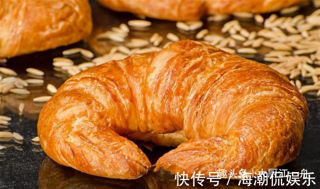 去面包店，遇到这4种不要随便买！面包师只要不懂的人才喜欢吃