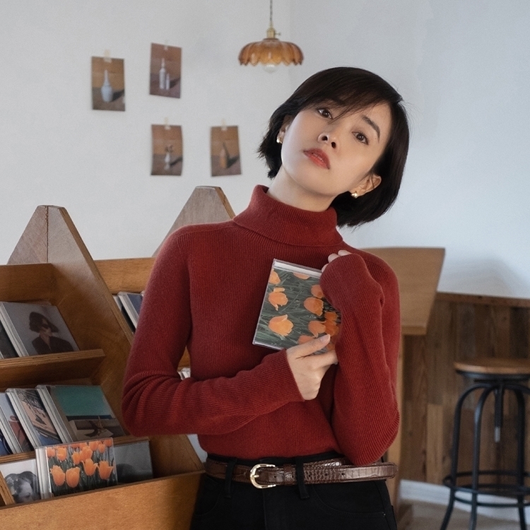 半身裙 30+女性如何摆脱土气感?针织衫搭配半身裙,高级时髦又减龄