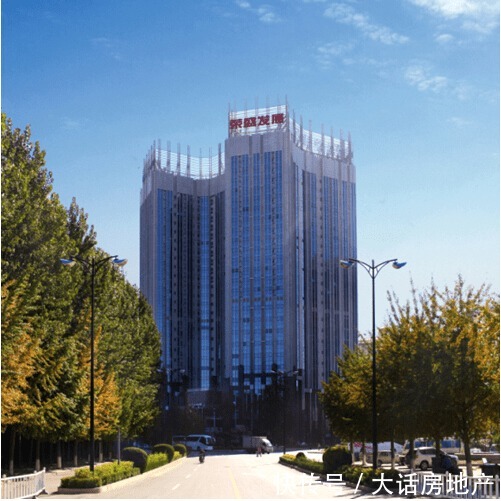 欠债|荣盛发展,欠债2300多亿,近期出现商票危机,陷入了困境