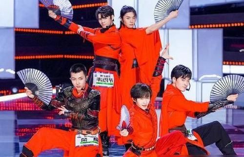 《创4》淘汰赛：热门米卡名次太意外，第一名实至名归