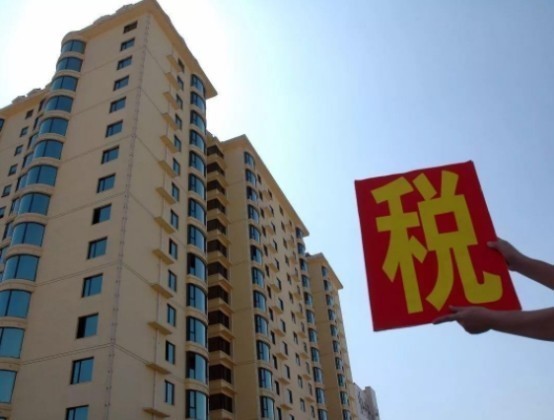 实行|没等来房产税,专家再提议实行免征面积,超过或将交税上万元