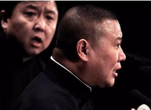 他是搖滾教父,出道30年與妻子丁克17年,52歲坐輪椅演唱