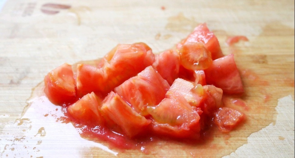 番茄酱|面条这样做，一碗不够吃！懒人也能快手做番茄肥牛浓汤面