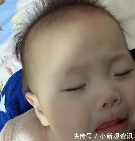 妈妈|为给2岁女儿断奶,妈妈每天这幅打扮也是绝了,网友这是高手!