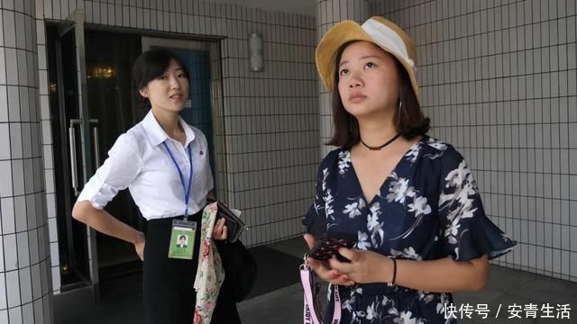 满眼|结束朝鲜之旅，返回中国，朝鲜美女导游亲自送别，满眼尽是不舍