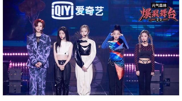 近乎正常|《爆裂舞台》第八期：安崎是当之无愧ACE，但音乐剧还是专业的强