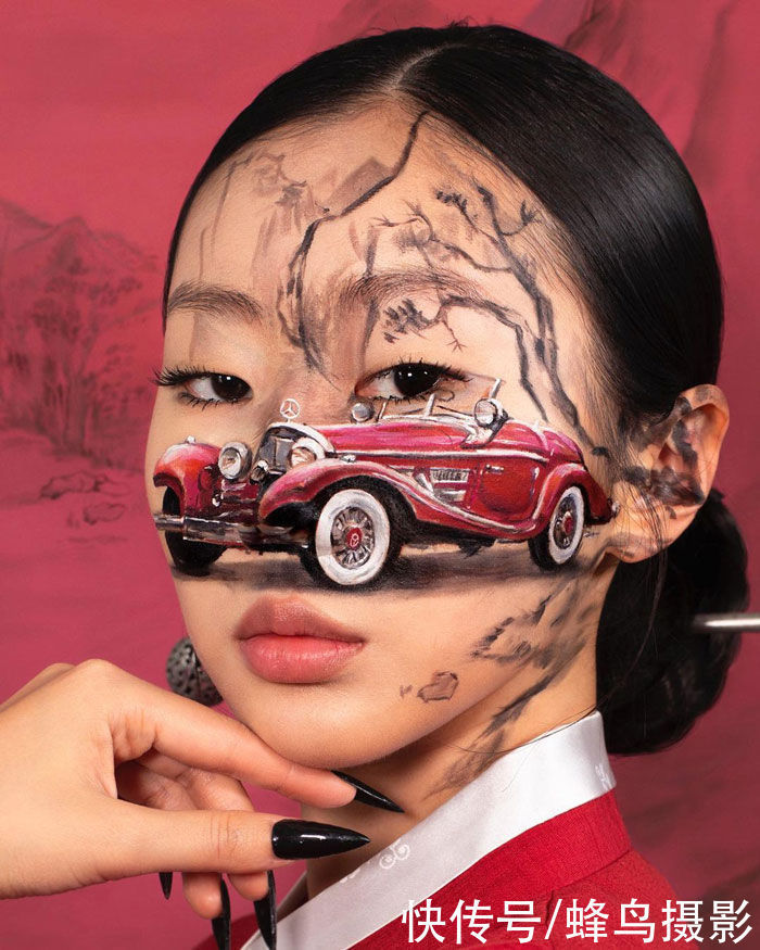 艺术家|韩国一女学生在身上画画,脸和牙齿都不放过,犹如“贞子”再现