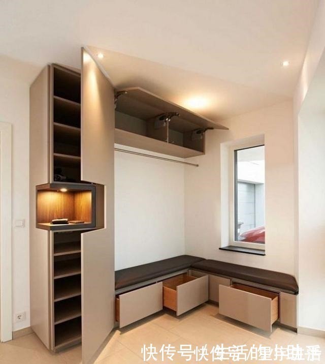 柜门|朋友贼有想法,柜子上下不分段,在柜门上开凹槽,实用性蹭蹭上涨!