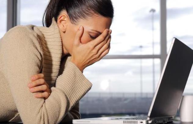 肝脏|熬夜伤肝，白开水加一点它，不仅能保护肝脏，还能减肥排毒!