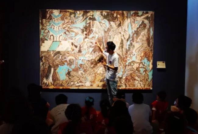 石窟#大美敦煌“飞”入沪上百年建筑，数字化技术“复活”石窟壁画