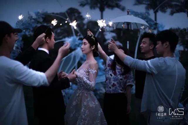 想要婚礼当天拍照自然，就来看看这份指南吧！