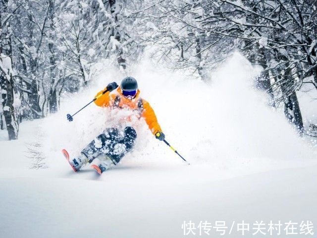 新雪场|万元雪具已买 滑雪更不能少了这些