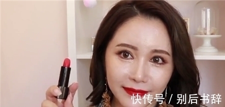滋润度 这些大牌口红的缺点真心忍不了,YSL掉漆、MAC干裂,场面很尴尬