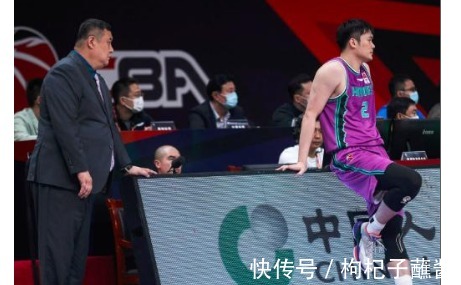 快攻|丁彦雨航伤退他受益?徐长锁可以仿效巩晓彬,山东男篮将被激活