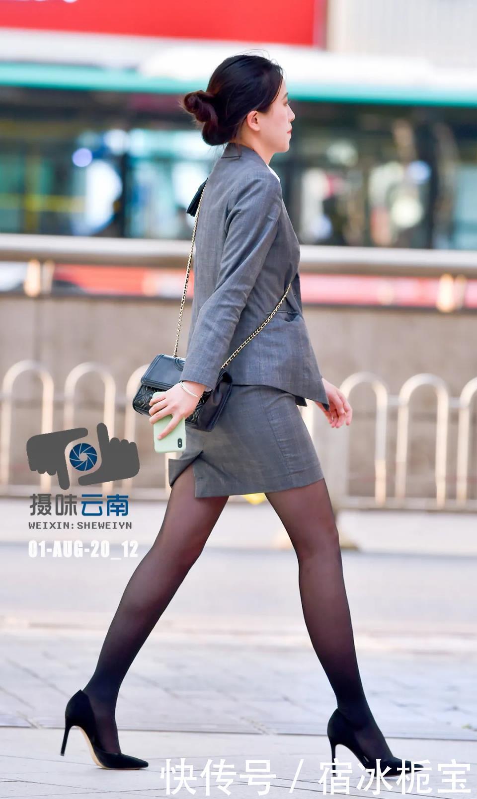 “美不美,看大腿!”这句话直白又火辣