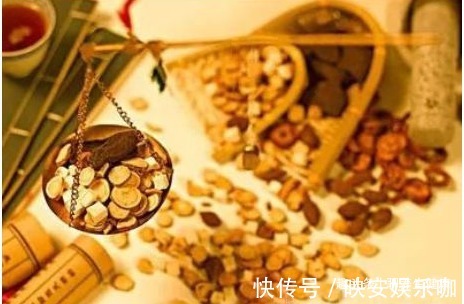 黑芝麻|一个治痔疮的特效方!仅3味药,清热利湿、润肠止血,不再受折磨