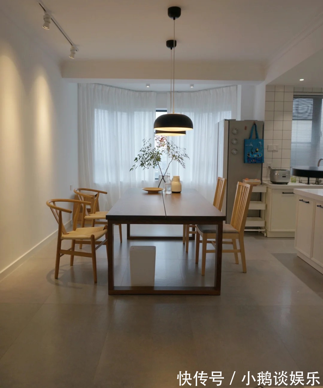 耐看|她家不吊顶，全屋大白墙，简约干净，“家徒四壁”反而更高级耐看