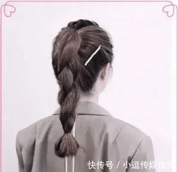 手残党|建议:天热了就扎这4款“马尾辫”,凉快又洋气,手残党也学的会