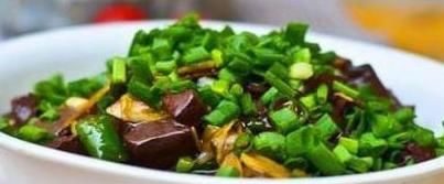 猪血有什么营养作用?某种人尽量不要吃猪血?很少人知道