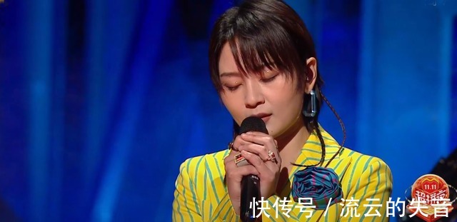 雙11晚會對戰(zhàn)湖南衛(wèi)視收視奪冠,主持團搶眼,披哥浪姐實力撐場