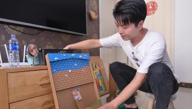 打造|吸粉无数全职爸爸为女儿打造“玩具帝国”,家里变成游乐园