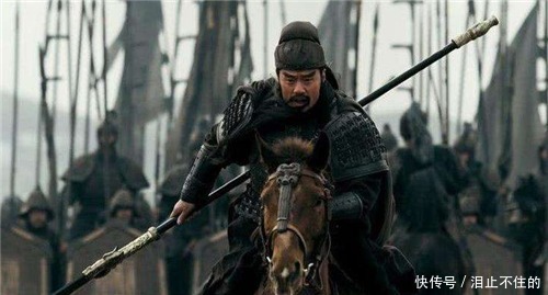 关羽|关羽被斩后，一直喊“还我头来”，老僧反问一句话，关羽无言以对