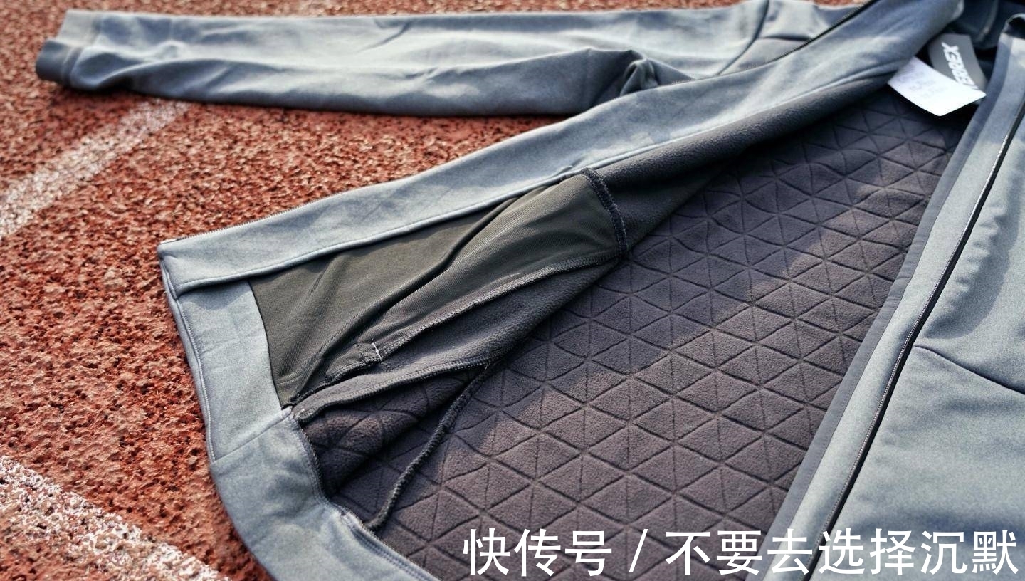 adidas 户外服饰的颜值担当，adidas TERREX连帽夹克外套上手体验