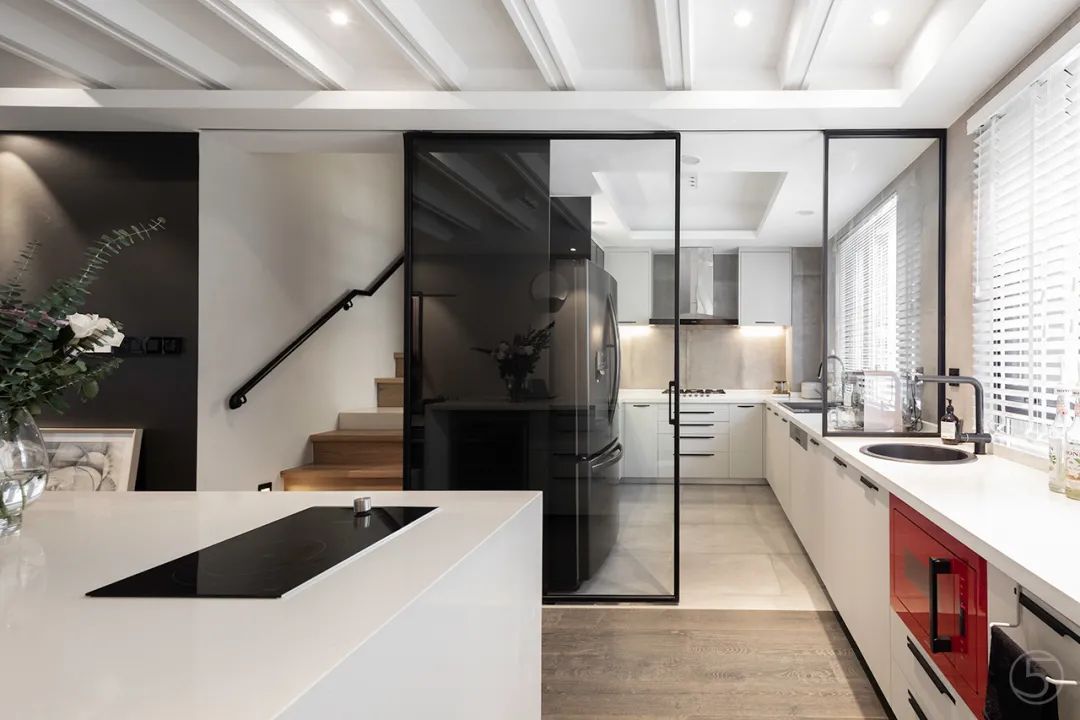 朴素|280㎡现代简约,简单朴素的空间,精致文艺的装饰,满屋轻松惬意