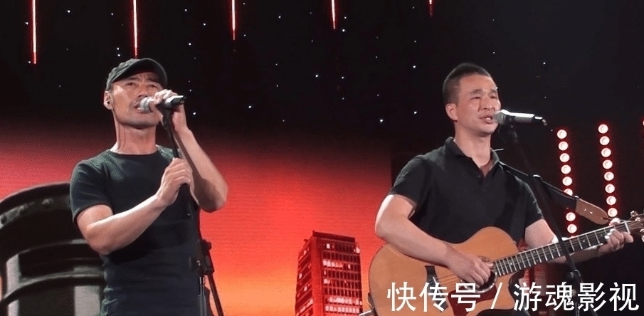 星光大道农村选手现状：朱之文捧儿媳、草帽姐炫富，阿宝穿女装