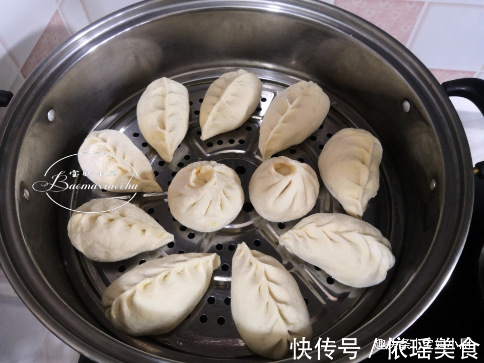 包子|最适合蒸包子的两种菜,夏季吃,维生素丰富营养多,咬一口老香了