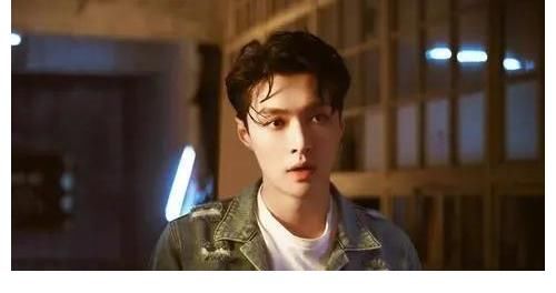 黃磊|張藝興人緣有多好？男人幫帶他拍戲上綜藝，一回國就成為頂級團寵