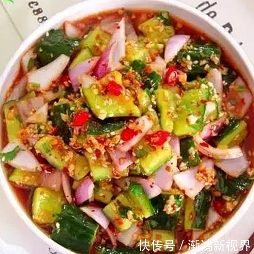 彩椒|好吃不长肉的下饭菜，炖的入味，炒的鲜香，再来一盘蘸酱，完美！