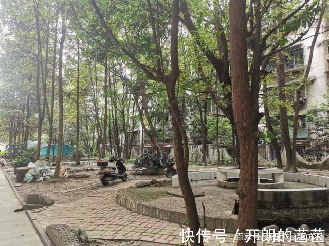 业务件|四川省成都市一89平房产将拍卖,以102万元起拍